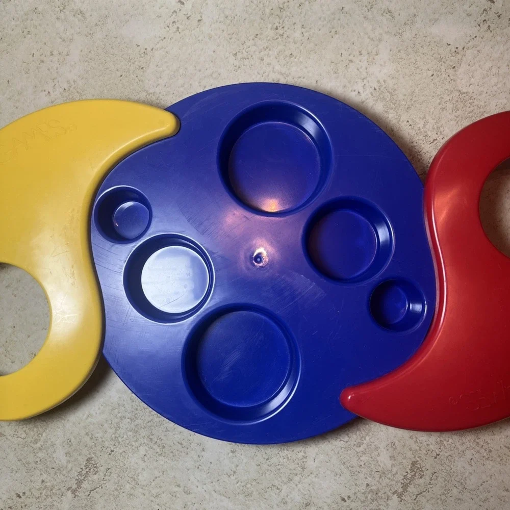 Kyjen Dog Toy Puzzle 6 Chamber Treat-Hiding Game Yin Yang Design 1307B3 Recycled